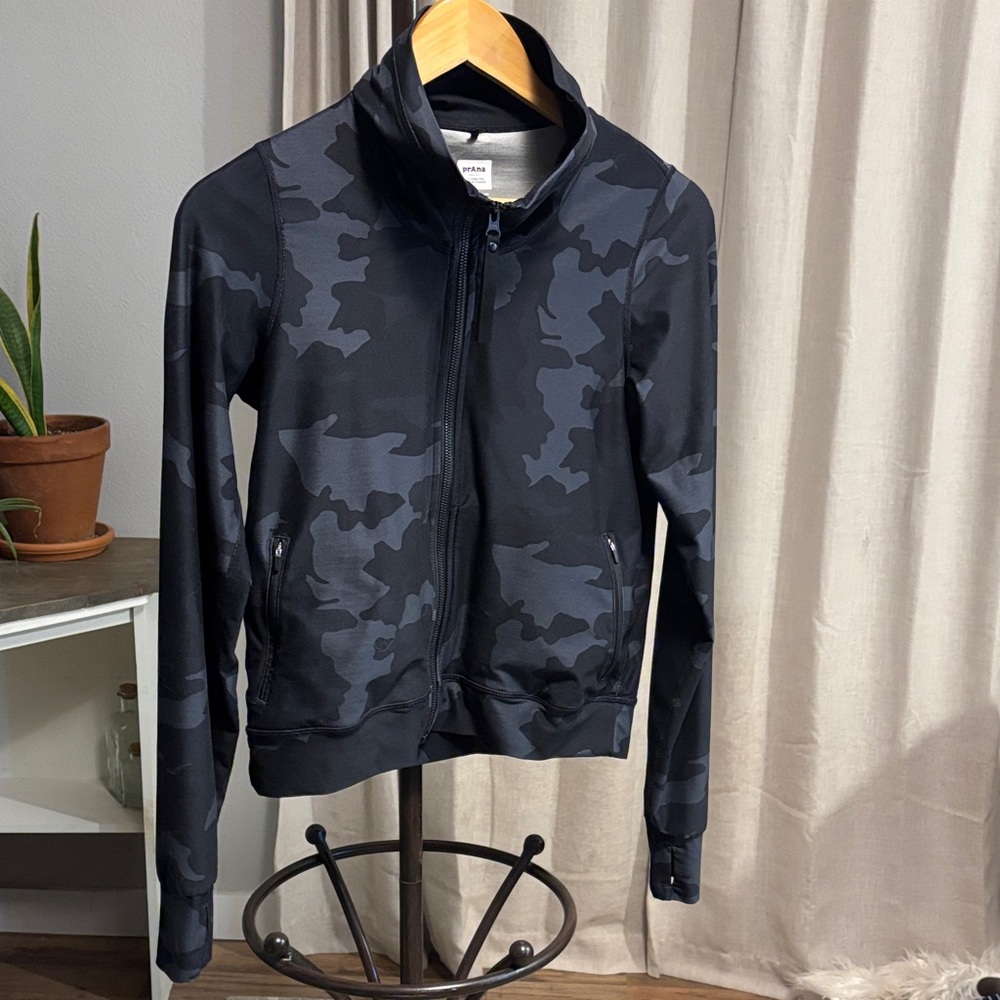 Prana Black and Gray Zip-Up Jacket